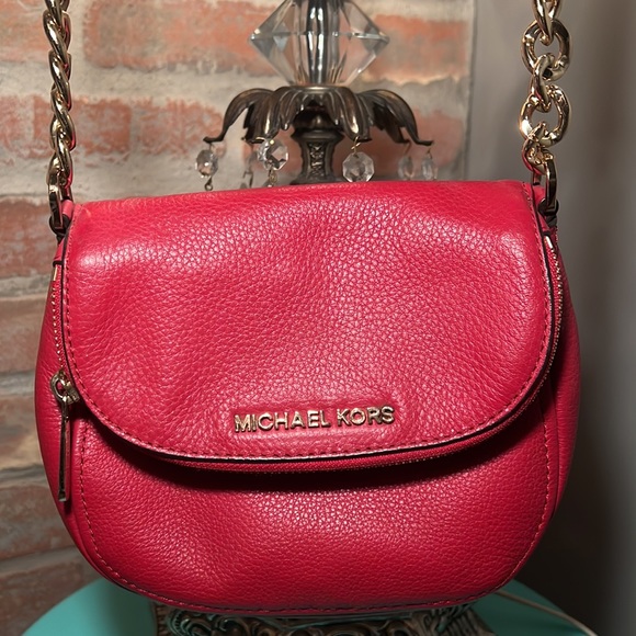 Beautiful and chic MK,  pure red and smooth leather - Picture 2 of 4